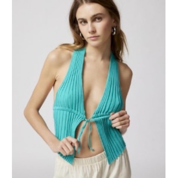 UO Halter Top Sweater SIZE LARGE NWT - Picture 1 of 8